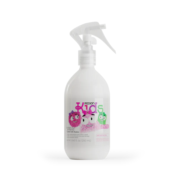 Spray antinudos infantil Poción Kids, vista frontal del envase blanco con atomizador y etiqueta colorida