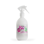 Spray antinudos infantil Poción Kids, vista frontal del envase blanco con atomizador y etiqueta colorida
